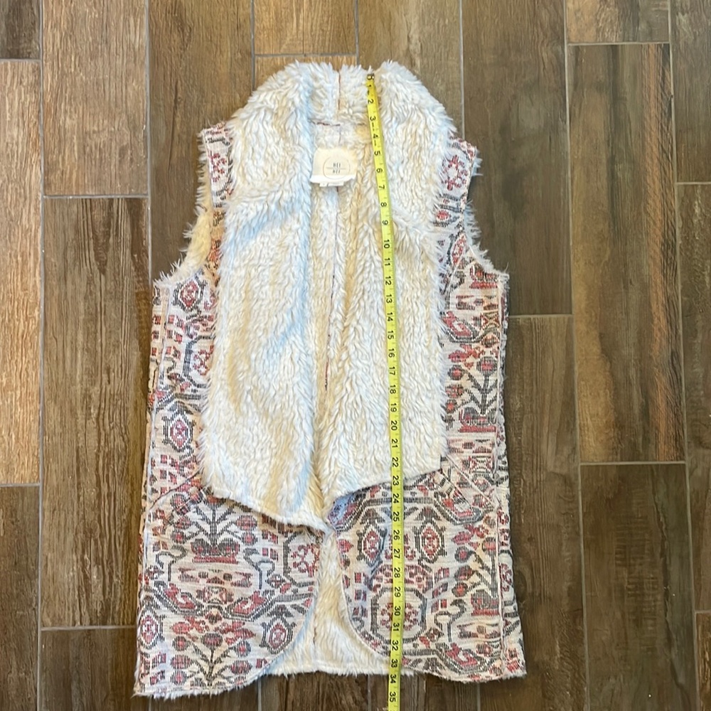 Anthropologie furry vest Small